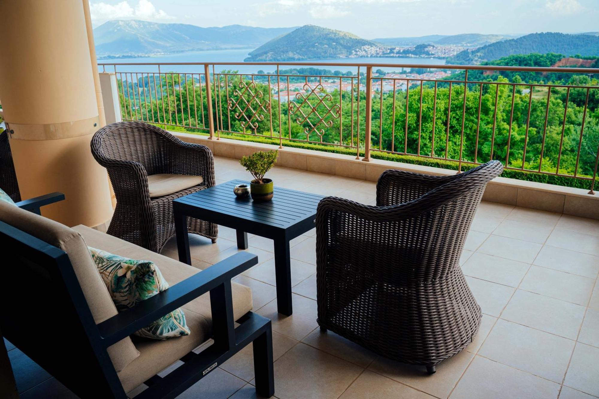 Enastron View Hotel Kastoria Exterior photo