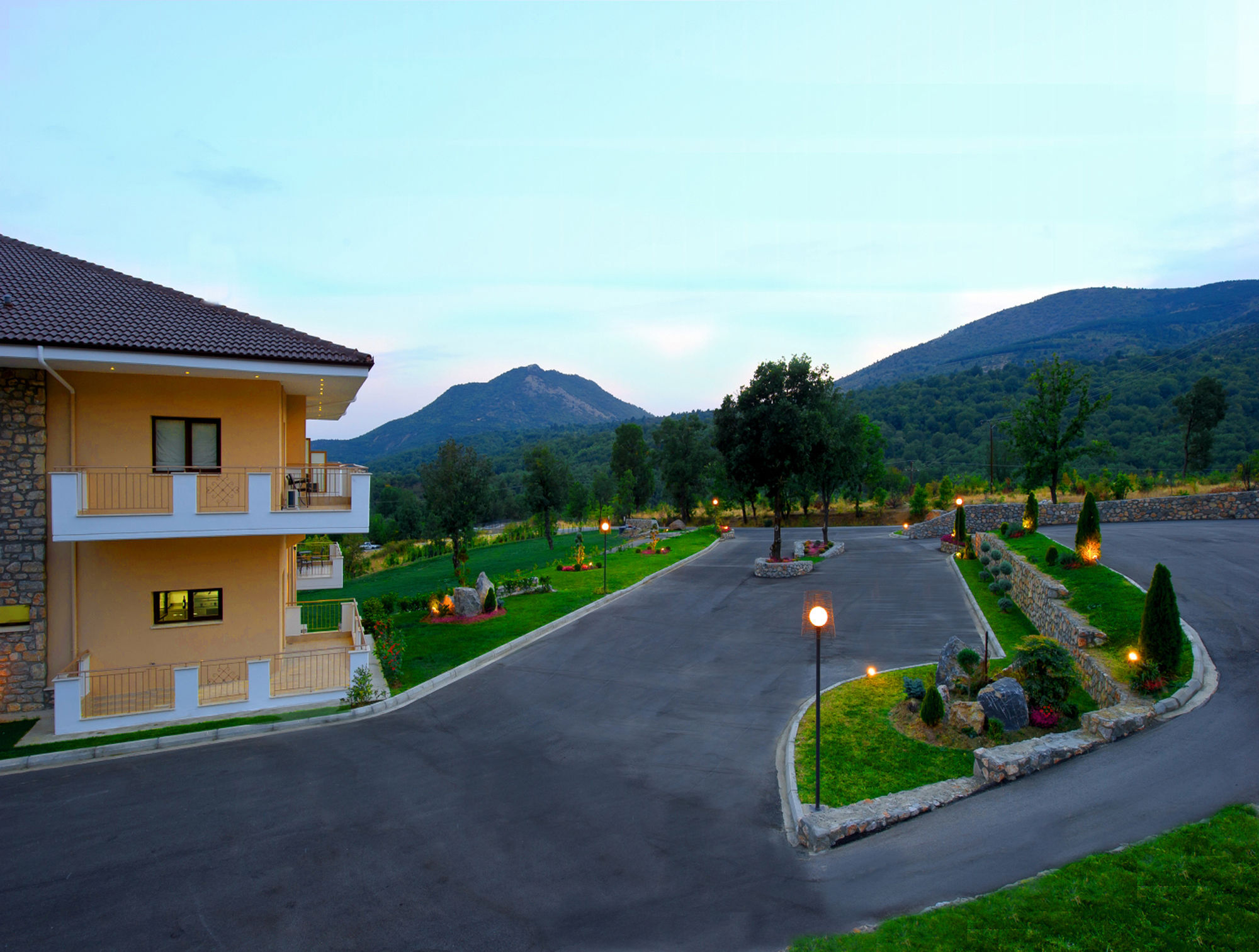 Enastron View Hotel Kastoria Exterior photo